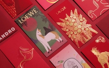 Những bao lì xì thể hiện sự xa xỉ của các ông lớn ngành thời trang: CHOPARD, RIMOWA,... đỏ như son, nhìn LOEWE mới thật sự bất ngờ