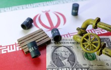 Giá vàng, bạc và dầu sẽ ra sao sau khi Mỹ - Israel tấn công Iran?