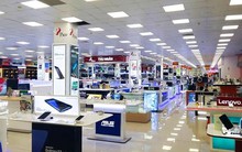 Giá xăng tăng, một chuỗi điện máy chơi lớn tặng tới 10 lít xăng cho khách mua hàng