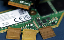 Ngành công nghiệp bán dẫn 'kêu cứu', vốn hóa Samsung Electronics, SK Hynix bốc hơi 200 tỷ USD chỉ trong 1 phiên: Chuyện gì đang xảy ra?