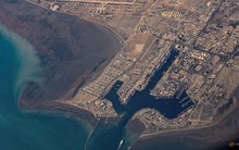 Ông Trump nói với cả thế giới sẽ hộ tống tàu đi qua eo biển Hormuz, Hải quân Mỹ nói "không"