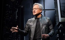 CEO NVIDIA Jensen Huang ví von AI như 'bánh 5 lớp', khẳng định tiềm năng lớn chưa khai thác