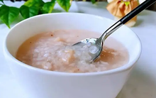 Người phụ nữ 55 tuổi kiên trì ăn 2 bữa mỗi ngày, 1 năm sau khám sức khỏe nhận về 3 thay đổi