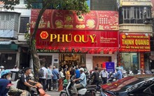 Giá bạc vừa mở cửa đầu tuần đã lao dốc