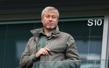 Bị ép chuyển hết hơn 3 tỷ USD tiền mặt bị phong tỏa cho Ukraine, tỷ phú Nga đáp trả cứng rắng yêu cầu của một nước G7, quyết "theo tới cùng"