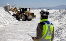 Kho báu trị giá 1.500 tỷ USD nằm trong một ngọn núi lửa cổ đại khiến Mỹ "nửa mừng nửa lo"