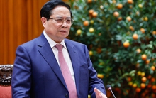 Thủ tướng: Rà soát giảm thuế, phí, bố trí ngân sách để hỗ trợ bình ổn giá xăng dầu