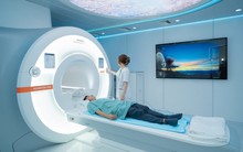 Bệnh viện của tỷ phú Phạm Nhật Vượng sở hữu một “siêu máy” hiện đại hàng đầu thế giới, lần đầu có mặt tại Việt Nam