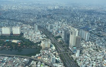 Bất động sản TPHCM “nóng lạnh thất thường”: Không tồn kho nhưng vẫn “đóng băng ngầm”?