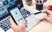 Từ 1/3, Hộ kinh doanh không còn được sử dụng tài khoản cá nhân để nhận tiền bán hàng, luật sư cảnh báo