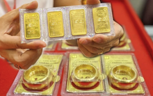 Sáng 21/3: Giá vàng thế giới giảm sâu về vùng 4.400 USD/ounce; vàng SJC, vàng nhẫn có diễn biến lạ