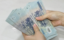 Phát hiện hàng trăm tờ tiền 500 nghìn đồng bỏ quên trong  cây ATM