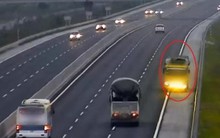 Kiểm tra bất ngờ chiếc ô tô trên cao tốc, phát hiện gần 250 triệu đồng vương vãi khắp nơi, cảnh sát truy vết đầu mối quan trọng