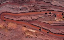 Sau vàng và bạc, một mặt hàng cực quan trọng bị bán tháo - giá lao dốc không phanh