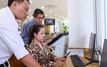 Công chức xin thôi việc được đề xuất hỗ trợ thế nào?