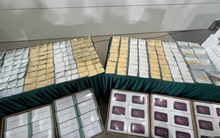 Phát hiện 168 kg vàng và 285 kg bạc trong kiện hàng đồ gia dụng tại sân bay, chặn đứng hành vi trốn hơn 77 tỷ đồng tiền thuế