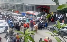 Một phụ nữ rơi từ tầng 22 chung cư, thi thể bị biến dạng