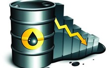 Giá dầu thế giới giảm mạnh hơn 5% bởi tín hiệu tích cực về các cuộc đàm phán
