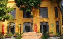 Hà Nội: Không di dời toàn bộ bệnh viện, trường học ra khỏi khu vực trung tâm