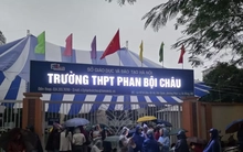 Vụ chầu chực xuyên đêm nộp hồ sơ vào lớp 10: Yêu cầu trả lại phí ghi danh, xem xét xử phạt trường