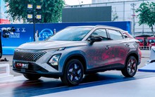 Thương hiệu ô tô Trung Quốc xây nhà máy ở Việt Nam ra mắt SUV hybrid cỡ B+: Giá từ 599 triệu rẻ hơn Toyota Corolla Cross HEV 250 triệu, tầm hoạt động 1.000 km