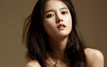 Nữ diễn viên Hàn Quốc ăn phở, uống cà phê đường tàu ở Hà Nội