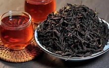 Người đàn ông 58 tuổi uống một tách trà đen sau khi thức dậy vào buổi sáng, sau 8 tháng, bác sĩ hỏi "anh đã uống gì?"