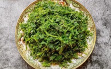 Vào mùa xuân, hãy nấu 2 món ăn từ loại rau tươi mềm lại giúp thanh nhiệt, kháng khuẩn, bổ gan và bảo vệ mắt