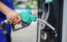 'Hỏa tốc' kiểm tra việc găm hàng, đẩy giá xăng dầu