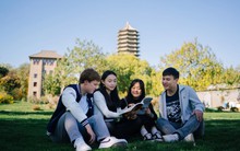 Anh dừng cấp visa du học cho 4 quốc gia