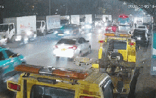 Ô tô tông liên hoàn trên phố ở Hà Nội, nhiều người bị thương: Tài xế qua lời kể của nhân chứng