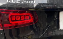 Vụ Mercedes bị đập gương, cào xước khi đỗ bên đường ở Hà Nội: Danh tính người phụ nữ vừa bị khởi tố