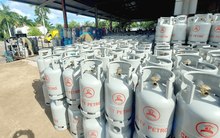 Giá gas tăng liên tục, doanh nghiệp điều chỉnh giá theo tuần