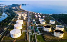 Dầu vượt 100 USD, đây là một trong những quốc gia ít chịu ảnh hưởng nhất: Ôm kho dự trữ trên 1,2 tỷ thùng, tỷ lệ năng lượng tái tạo cao gấp 6 lần Mỹ