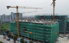 Doanh nghiệp bất động sản 'đứng ngồi không yên'