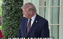 VIDEO: Ông Donald Trump và cú “order” gây bão mạng