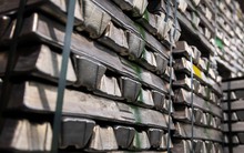 Không phải đất hiếm, đây mới là mặt hàng lên 'cơn sốt' trên toàn thế giới: giá tăng không ngừng, tồn kho chỉ đủ dùng 9 ngày