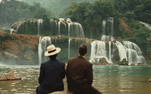 Danh tính 2 khách Tây rủ nhau đến Việt Nam, quay cảnh ở Cao Bằng đẹp như phim điện ảnh