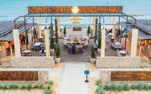 Một buổi chiều hoà nhịp sống biển ở Quy Nhơn: Hoá ra Việt Nam mình đẹp, "chill" đến thế!