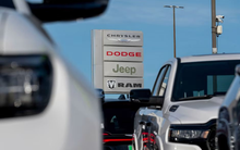 Hãng xe hơi 100 năm tuổi biểu tượng của Mỹ giờ chỉ bán đúng một chiếc xe, gặm nhấm khoản lỗ 25 tỷ USD