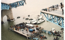 Bê bối "rút ruột" công trình rúng động nhất lịch sử Hàn Quốc: Sập cầu đúng giờ cao điểm, 32 người chết, 8 nữ sinh mãi mãi không thể về nhà