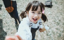 Nếu gia đình có 4 đặc điểm này, xin chúc mừng: Bạn đang nuôi dạy một đứa trẻ có EQ cao