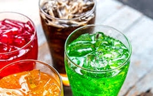 Loại nước "phá gan" không kém rượu bia, làm tăng nguy cơ gan nhiễm mỡ lên 60%, nhiều người Việt uống mỗi ngày