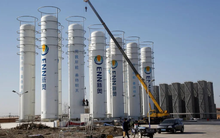 Phát hiện hàng loạt khối thép hình trụ cao bằng tòa nhà 20 tầng, quy mô lớn nhất thế giới tại Trung Quốc, chứa thứ không màu, không mùi, đủ cho cả trăm triệu người dùng trong hơn 2 tháng