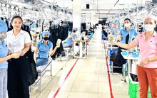 Một công ty ở Đà Nẵng chi hơn 2 tỉ đồng hỗ trợ tiền xăng cho công nhân