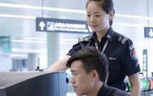 Phát hiện nhiều người chi 158 triệu để “chạy” công việc trực tàu lương 9 triệu, trực đêm liên tục: Cảnh sát vào cuộc