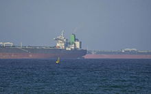 Hàng loạt hãng vận tải biển lớn nhất thế giới báo tin dữ từ Hormuz