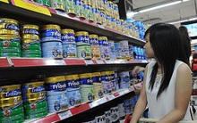 Siết chặt quản lý giá sữa nhập khẩu