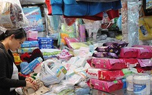 Khăn giấy ướt: Thượng vàng hạ cám