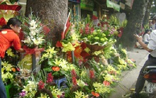 Sau bão, hoa tươi 20/11 càng được đà tăng giá